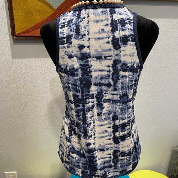 Lucky Brand | Blu/White | Tie Dye | Tank | Buttery Soft Fabric | Medium - Picture 3 of 9